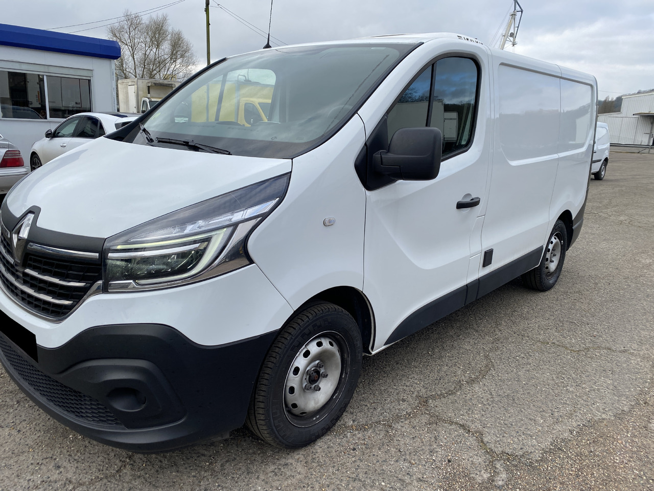 Renault Trafic - Малотоннажный рефрижератор: фото 1 Renault Trafic - Малотоннажный рефрижератор: фото 1