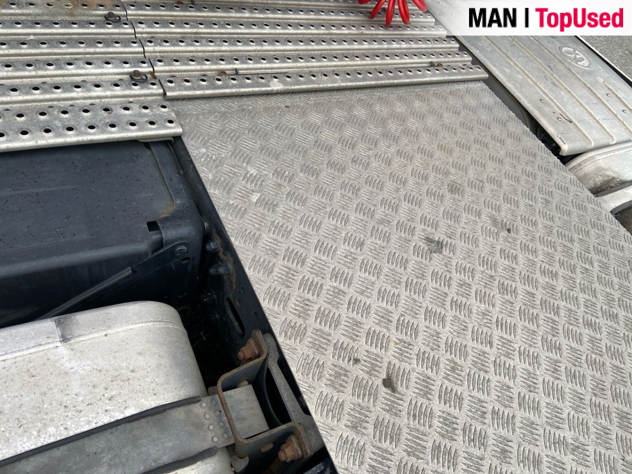 MAN TGX 18.460 4X2 BLS "ADR EX II / AT" - Тягач: фото 4 MAN TGX 18.460 4X2 BLS "ADR EX II / AT" - Тягач: фото 4