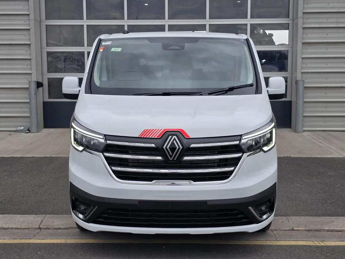 2025 Renault Trafic Exclusive 150BHP Auto - Цельнометаллический фургон: фото 2 2025 Renault Trafic Exclusive 150BHP Auto - Цельнометаллический фургон: фото 2