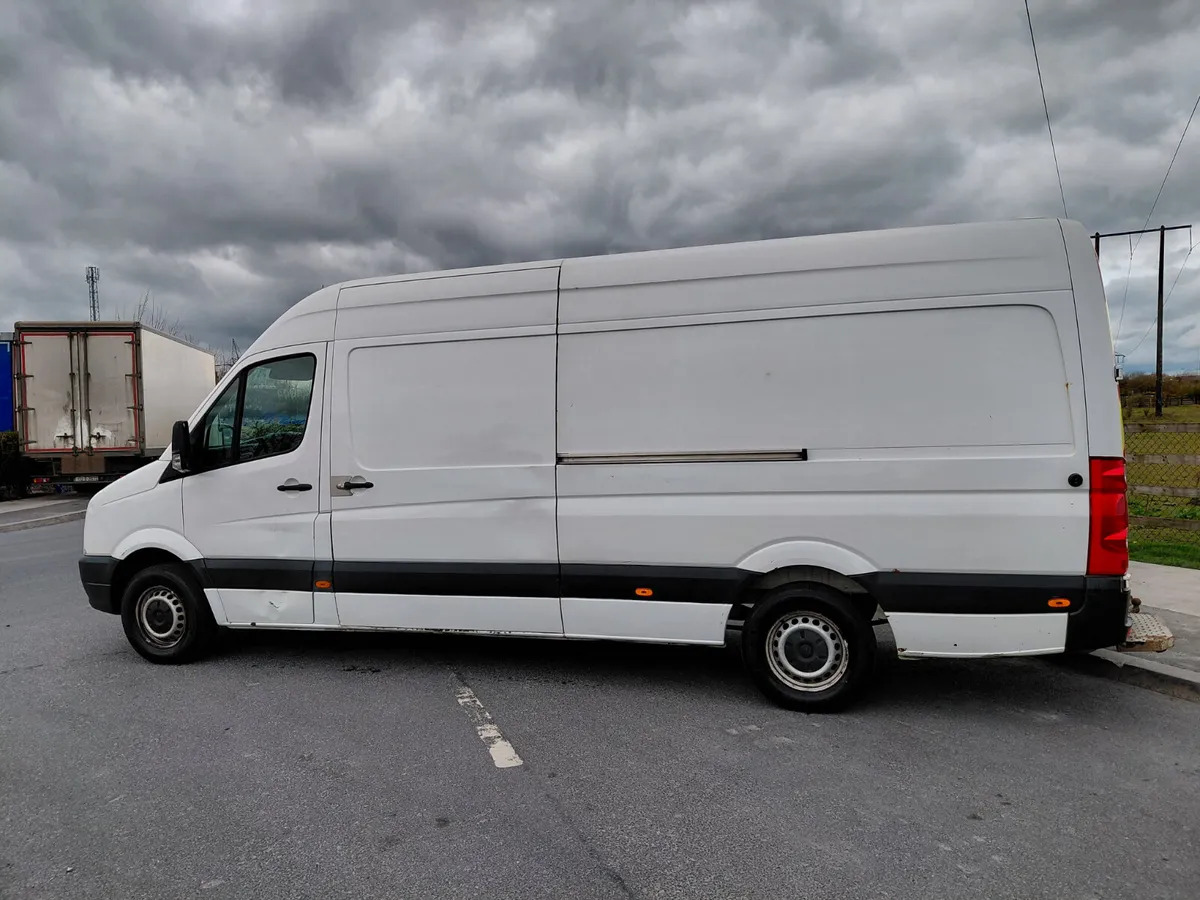 Volkswagen Crafter 2016 CR35 TDI - Цельнометаллический фургон: фото 5 Volkswagen Crafter 2016 CR35 TDI - Цельнометаллический фургон: фото 5