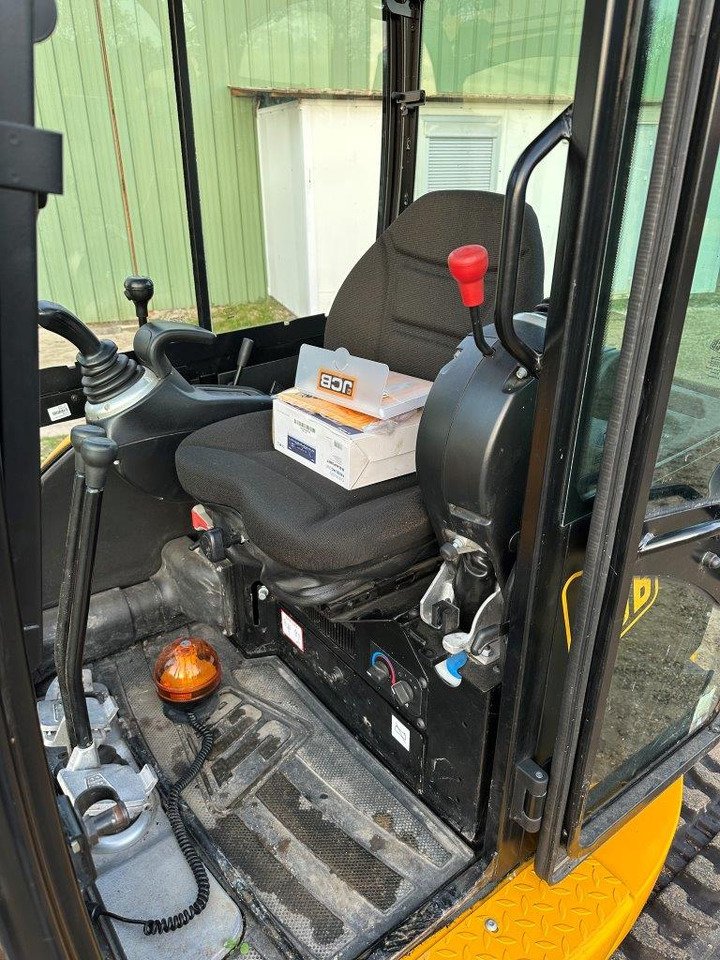 JCB 8025 ZTS - Мини-экскаватор: фото 3 JCB 8025 ZTS - Мини-экскаватор: фото 3