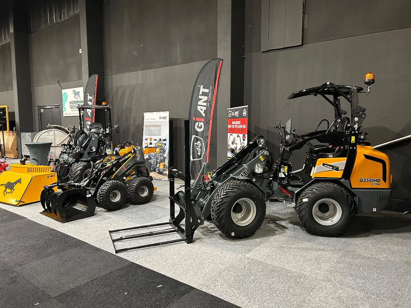 Giant Showmodellen direct leverbaar - Компактный фронтальный погрузчик: фото 1 Giant Showmodellen direct leverbaar - Компактный фронтальный погрузчик: фото 1