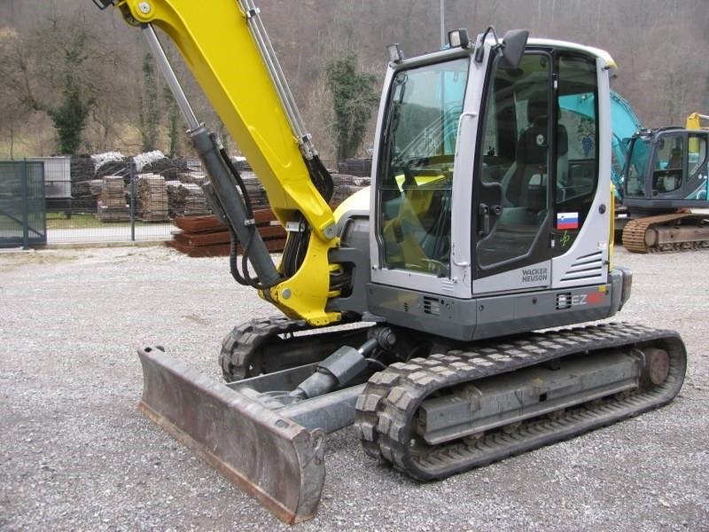 Wacker Neuson EZ 80 POWERTILLT + grajfer  - Мини-экскаватор: фото 2 Wacker Neuson EZ 80 POWERTILLT + grajfer  - Мини-экскаватор: фото 2