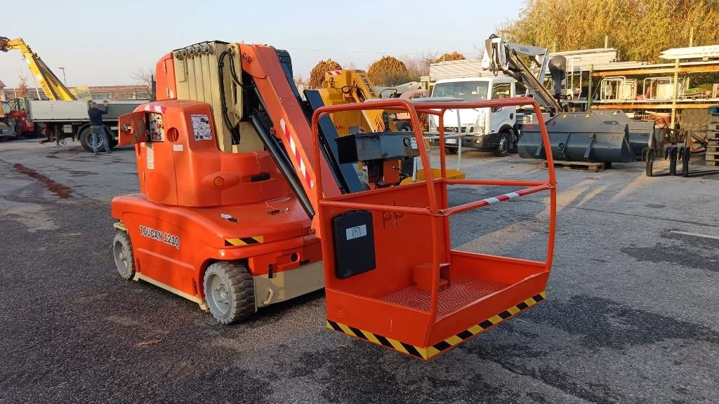 Toucan 1210 - Телескопический подъемник: фото 2 Toucan 1210 - Телескопический подъемник: фото 2