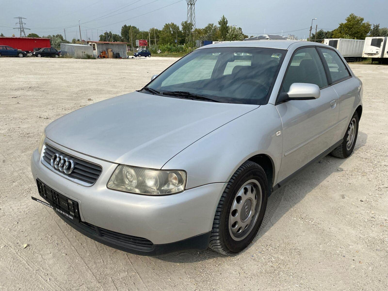 Audi A3 1,6 i - personal car - Хэтчбек: фото 2 Audi A3 1,6 i - personal car - Хэтчбек: фото 2