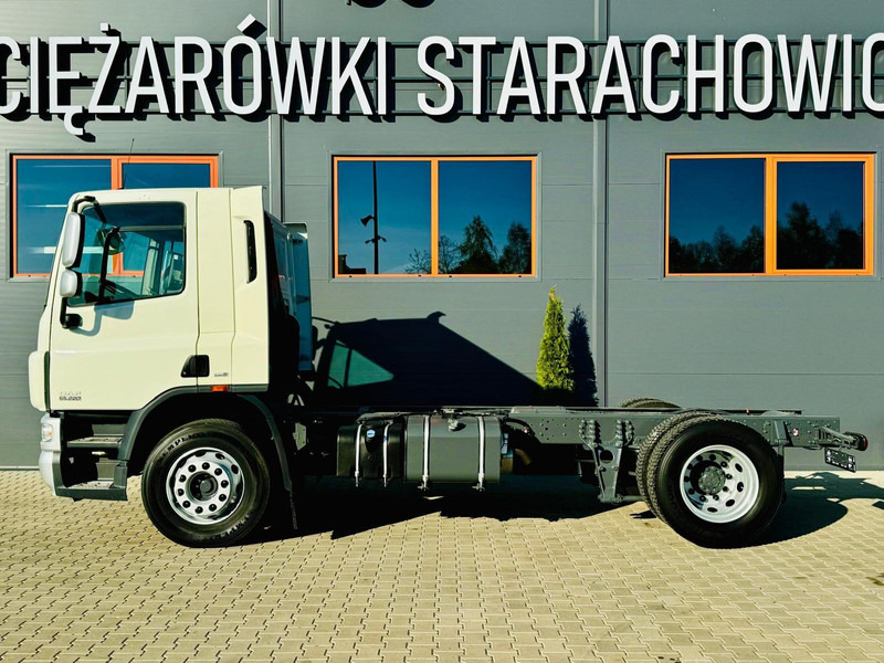 DAF DAF DAF CF 65.220 E5 // rama pod zabudowę !! // wywrotka kiper b - Грузовик-шасси: фото 2 DAF DAF DAF CF 65.220 E5 // rama pod zabudowę !! // wywrotka kiper b - Грузовик-шасси: фото 2