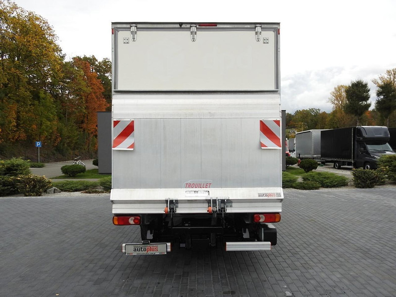 Малотоннажный фургон Fiat DUCATO KONTENER WINDA 8 PALET TEMPOMAT NAWIGACJA KLIMATYZACJA LE: фото 10 Малотоннажный фургон Fiat DUCATO KONTENER WINDA 8 PALET TEMPOMAT NAWIGACJA KLIMATYZACJA LE: фото 10