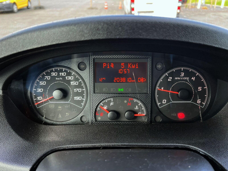Малотоннажный бортовой грузовик, Грузопассажирский фургон Fiat Ducato Brygadówka Doka 7-miejsc + Skrzynia: фото 12 Малотоннажный бортовой грузовик, Грузопассажирский фургон Fiat Ducato Brygadówka Doka 7-miejsc + Skrzynia: фото 12