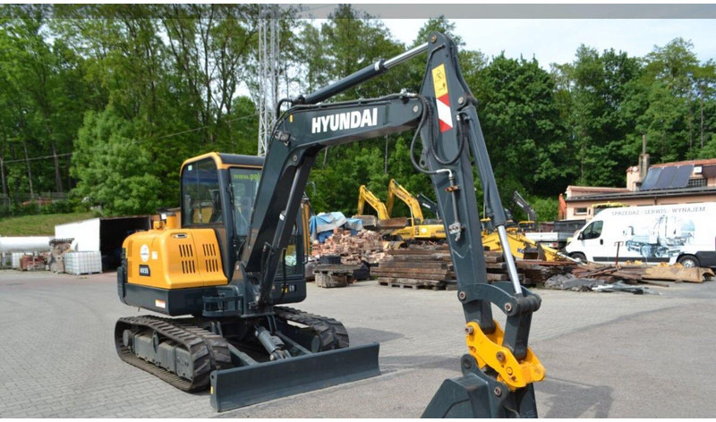 Hyundai HX55 Mini lánctalpas forgókotró - Мини-экскаватор: фото 1 Hyundai HX55 Mini lánctalpas forgókotró - Мини-экскаватор: фото 1