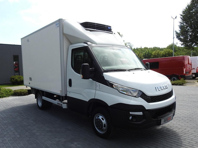 Iveco DAILY 35C15 KONTENER CHŁODNIA -12*C ZASILANIE 230V TEMPOMAT KLIM - Малотоннажный рефрижератор: фото 4 Iveco DAILY 35C15 KONTENER CHŁODNIA -12*C ZASILANIE 230V TEMPOMAT KLIM - Малотоннажный рефрижератор: фото 4