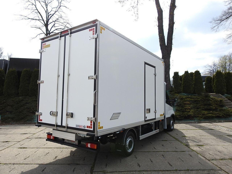 Iveco DAILY 35S16 NOWY KONTENER CHŁODNIA -10*C 8 PALET FUNKCJA GRZANIA - Малотоннажный рефрижератор: фото 3 Iveco DAILY 35S16 NOWY KONTENER CHŁODNIA -10*C 8 PALET FUNKCJA GRZANIA - Малотоннажный рефрижератор: фото 3