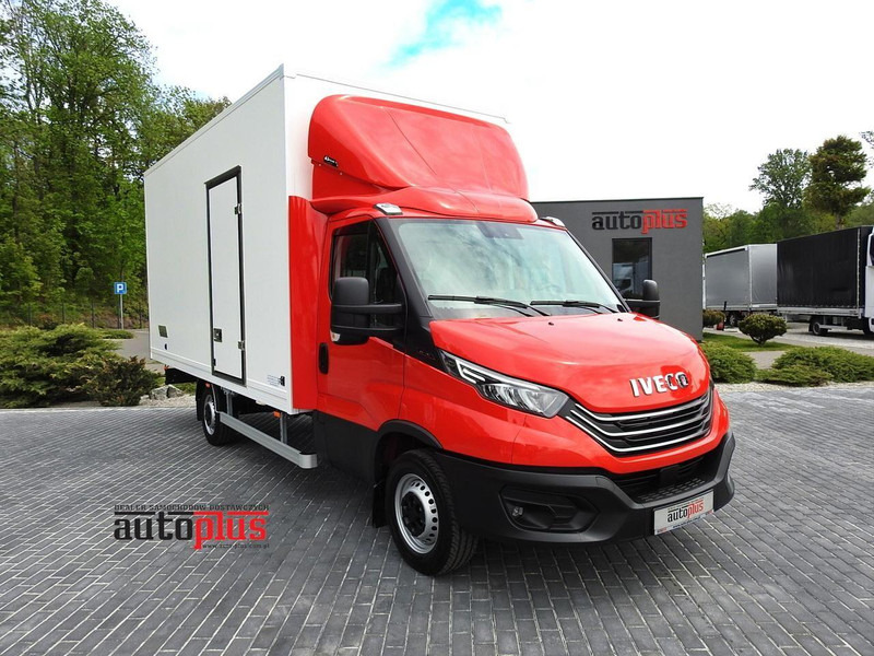 Iveco DAILY 35S18 NOWY KONTENER 10 PALET TEMPOMAT NAWIGACJA KLIMATYZAC - Малотоннажный фургон: фото 1 Iveco DAILY 35S18 NOWY KONTENER 10 PALET TEMPOMAT NAWIGACJA KLIMATYZAC - Малотоннажный фургон: фото 1