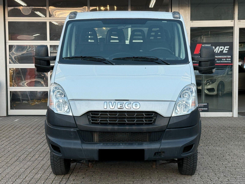 Iveco Daily 35C15 flatbed - Малотоннажный бортовой грузовик, Грузопассажирский фургон: фото 2 Iveco Daily 35C15 flatbed - Малотоннажный бортовой грузовик, Грузопассажирский фургон: фото 2