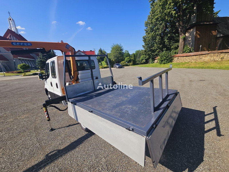 Iveco Daily 35c-15 Doka flatbed + crane Effer - Малотоннажный бортовой грузовик, Грузопассажирский фургон: фото 3 Iveco Daily 35c-15 Doka flatbed + crane Effer - Малотоннажный бортовой грузовик, Грузопассажирский фургон: фото 3