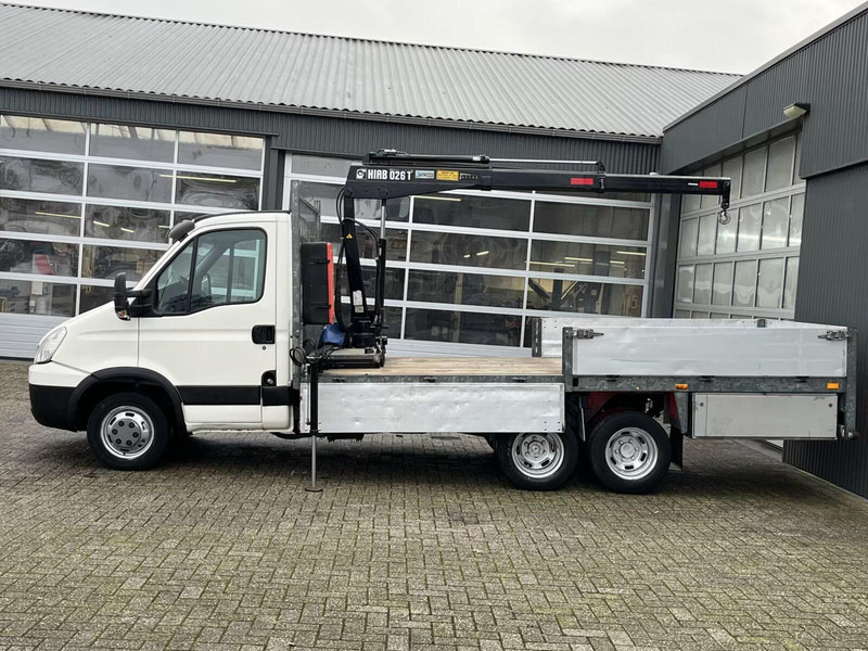 Iveco Daily 40C17 - Flatbed truck + crane - Малотоннажный бортовой грузовик: фото 5 Iveco Daily 40C17 - Flatbed truck + crane - Малотоннажный бортовой грузовик: фото 5