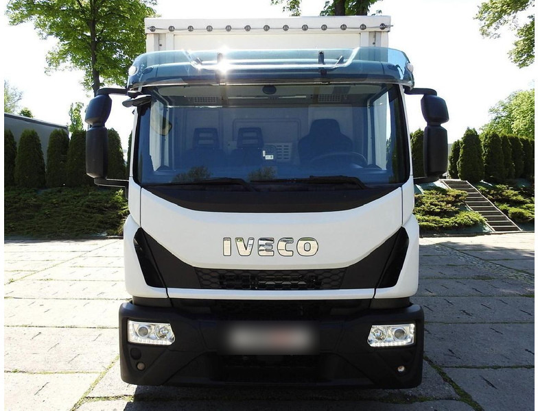 Iveco EUROCARGO 120 - 220 PLANDEKA WINDA 20 PALET AUTOMAT KLIMATYZACJA - Тентованный грузовик: фото 5 Iveco EUROCARGO 120 - 220 PLANDEKA WINDA 20 PALET AUTOMAT KLIMATYZACJA - Тентованный грузовик: фото 5