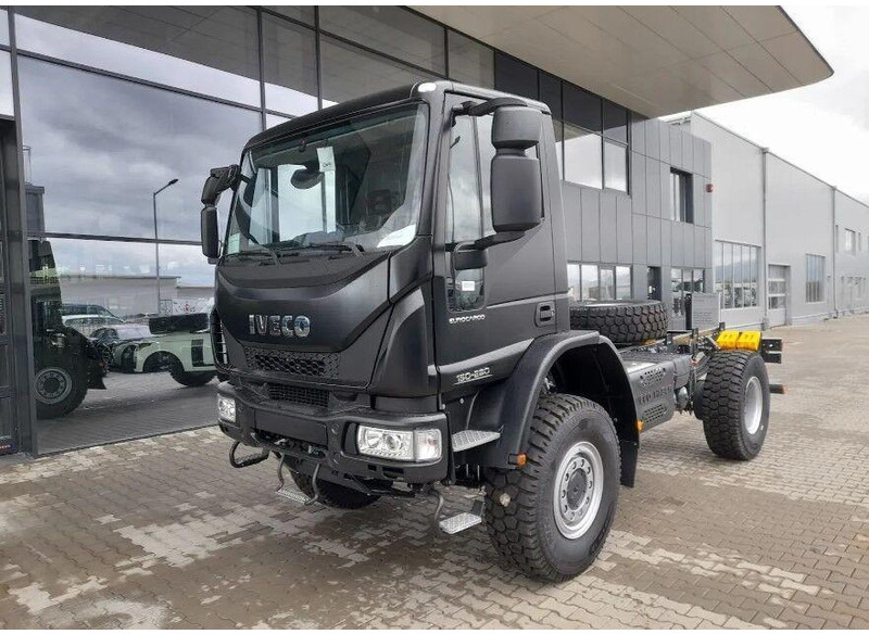 Iveco EuroCargo ML150E28WS - Грузовик-шасси: фото 1 Iveco EuroCargo ML150E28WS - Грузовик-шасси: фото 1