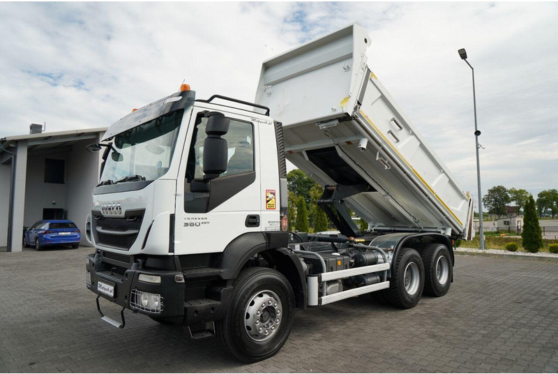 Iveco TRAKKER 360 - Самосвал: фото 2 Iveco TRAKKER 360 - Самосвал: фото 2