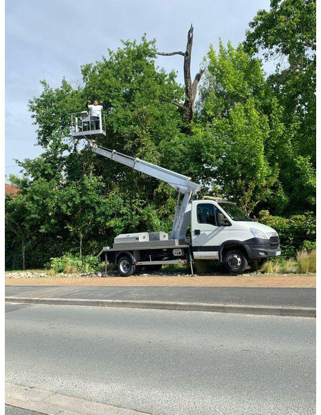 Iveco Lifting basket 16 m - Лёгкий коммерческий автомобиль: фото 3 Iveco Lifting basket 16 m - Лёгкий коммерческий автомобиль: фото 3