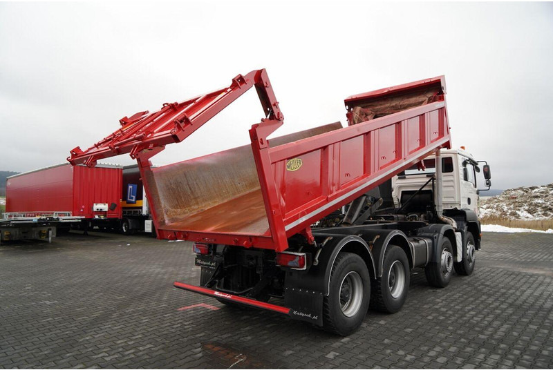 MAN TGA 35.400 / 8X4 / WYWROTKA 2 STR. / HYDROBURTA / HYDROKLAPA / M - Самосвал: фото 4 MAN TGA 35.400 / 8X4 / WYWROTKA 2 STR. / HYDROBURTA / HYDROKLAPA / M - Самосвал: фото 4