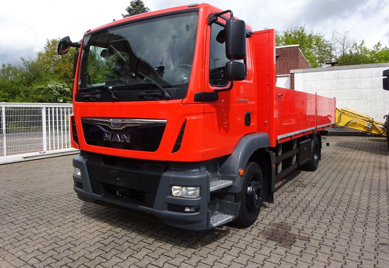 MAN TGM 15.250 Flatbed - Грузовик бортовой/ Платформа: фото 2 MAN TGM 15.250 Flatbed - Грузовик бортовой/ Платформа: фото 2