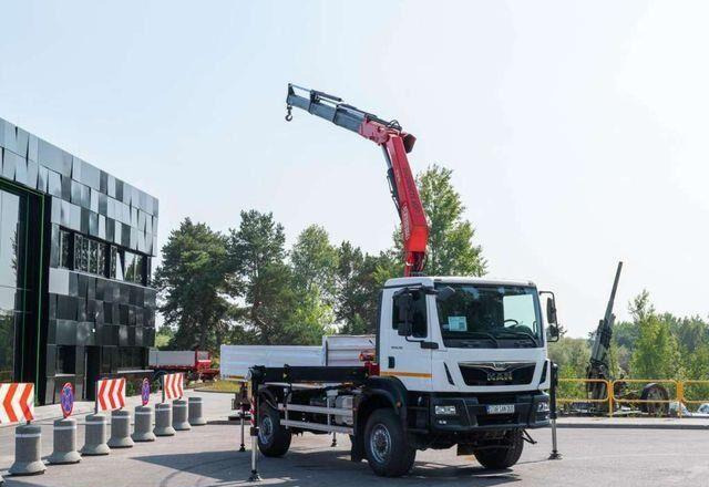 MAN TGM 18.250 4x4 Fassi F215A.0.23 Active HDS Cran - Грузовик бортовой/ Платформа, Автоманипулятор: фото 2 MAN TGM 18.250 4x4 Fassi F215A.0.23 Active HDS Cran - Грузовик бортовой/ Платформа, Автоманипулятор: фото 2