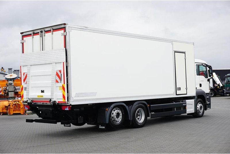 MAN TGS / 26.360 / EURO 6 / CHŁODNIA + WINDA / 20 PALET - Рефрижератор: фото 5 MAN TGS / 26.360 / EURO 6 / CHŁODNIA + WINDA / 20 PALET - Рефрижератор: фото 5