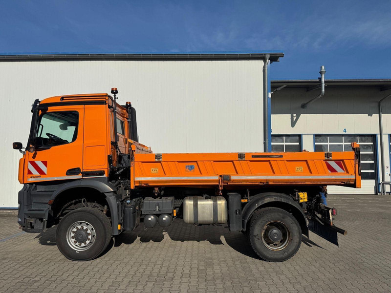 Mercedes-Benz 2036 AK 4x4 3-Way Meiller Tipper Crane HIAB XS088BS-2HiDuo - Самосвал, Автоманипулятор: фото 2 Mercedes-Benz 2036 AK 4x4 3-Way Meiller Tipper Crane HIAB XS088BS-2HiDuo - Самосвал, Автоманипулятор: фото 2