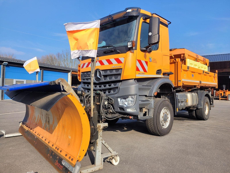 Mercedes-Benz 2036 AK 4x4 3-Way Meiller Tipper Crane HIAB XS088BS-2HiDuo - Самосвал, Автоманипулятор: фото 3 Mercedes-Benz 2036 AK 4x4 3-Way Meiller Tipper Crane HIAB XS088BS-2HiDuo - Самосвал, Автоманипулятор: фото 3