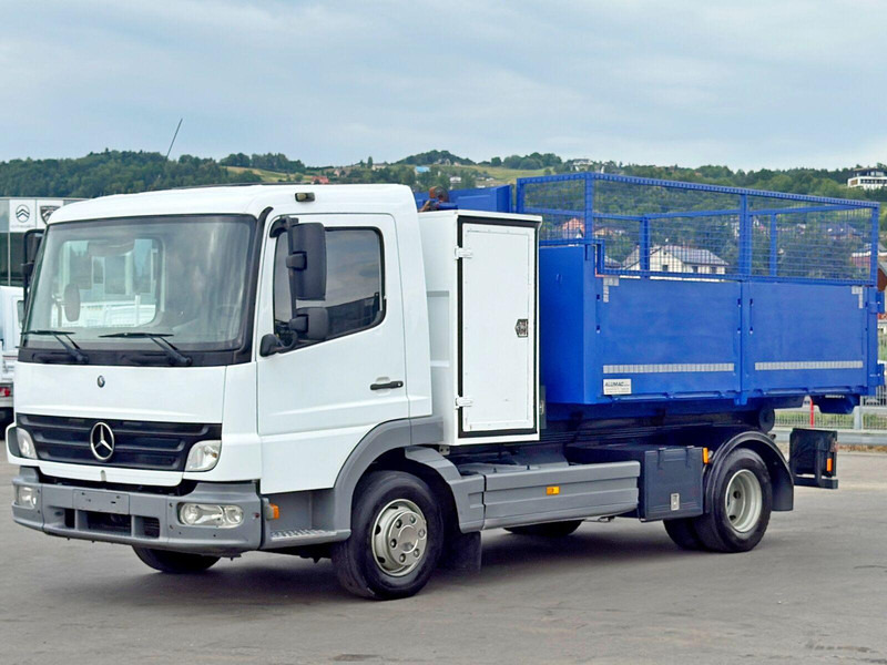 Mercedes-Benz 815 * Abrollkipper + CONTAINER 3,68 m * TOP - Крюковой мультилифт: фото 3 Mercedes-Benz 815 * Abrollkipper + CONTAINER 3,68 m * TOP - Крюковой мультилифт: фото 3