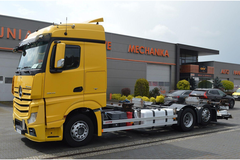 Mercedes-Benz ACTROS 2542 EURO 6 BDF SWAP CHASSIS - Грузовик-шасси: фото 2 Mercedes-Benz ACTROS 2542 EURO 6 BDF SWAP CHASSIS - Грузовик-шасси: фото 2