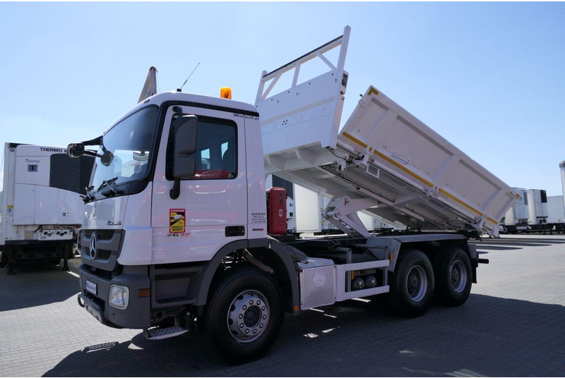 Mercedes-Benz ACTROS 2636 - Самосвал: фото 2 Mercedes-Benz ACTROS 2636 - Самосвал: фото 2