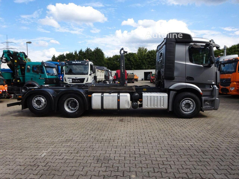 Mercedes-Benz Actros 2545 Hook lift truck 6x2 - Крюковой мультилифт, Автоманипулятор: фото 5 Mercedes-Benz Actros 2545 Hook lift truck 6x2 - Крюковой мультилифт, Автоманипулятор: фото 5
