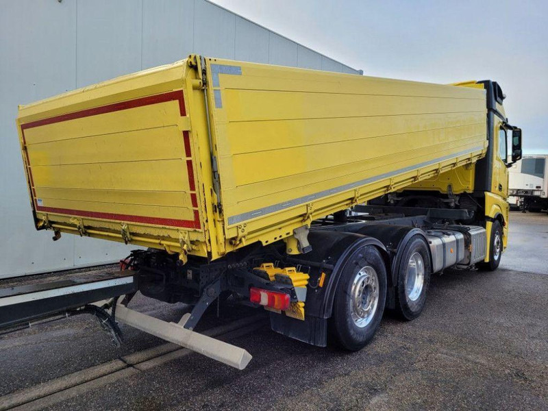 Mercedes-Benz Actros 2551 - Самосвал: фото 4 Mercedes-Benz Actros 2551 - Самосвал: фото 4