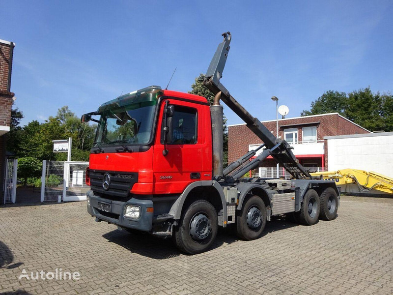 Mercedes-Benz Actros 3246 - Hook lift truck - Крюковой мультилифт: фото 2 Mercedes-Benz Actros 3246 - Hook lift truck - Крюковой мультилифт: фото 2