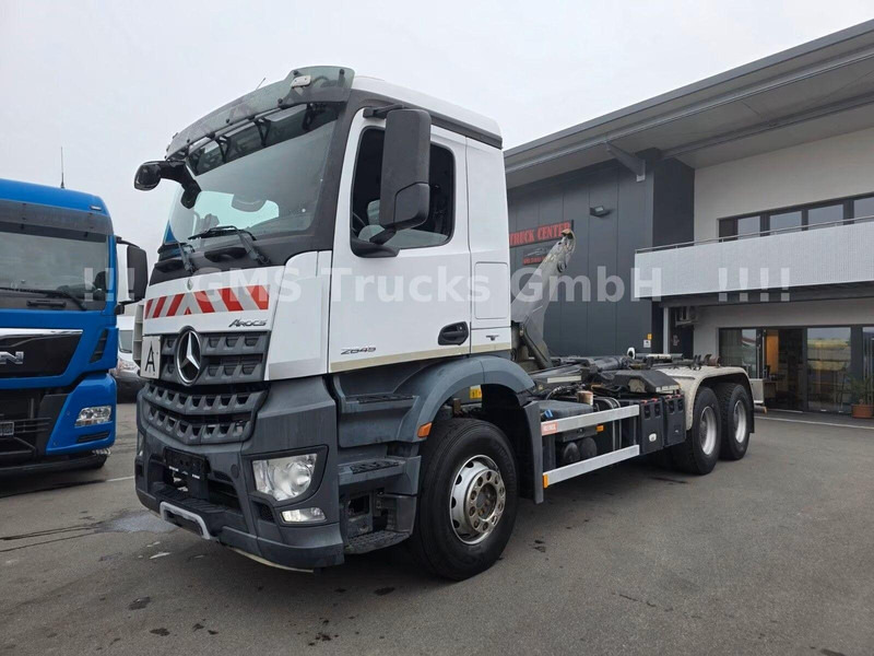 Mercedes-Benz Arocs 2645 - Meiller RK 20 70 TS Abrollkipper - Крюковой мультилифт: фото 1 Mercedes-Benz Arocs 2645 - Meiller RK 20 70 TS Abrollkipper - Крюковой мультилифт: фото 1