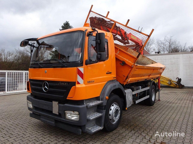 Mercedes-Benz Axor 1833 - 2 way tipper+crane - Самосвал, Автоманипулятор: фото 2 Mercedes-Benz Axor 1833 - 2 way tipper+crane - Самосвал, Автоманипулятор: фото 2