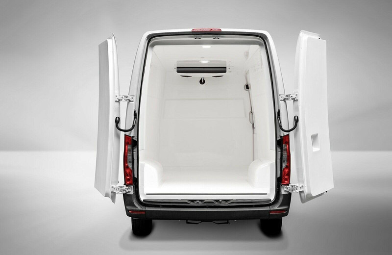 Mercedes-Benz Sprinter 315 - Малотоннажный рефрижератор: фото 4 Mercedes-Benz Sprinter 315 - Малотоннажный рефрижератор: фото 4