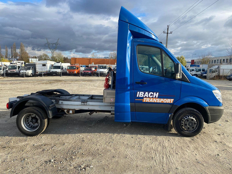 Mercedes-Benz Sprinter 519 - BE Mini Trekker - SZM - 3.5t - Малотоннажный седельный тягач: фото 4 Mercedes-Benz Sprinter 519 - BE Mini Trekker - SZM - 3.5t - Малотоннажный седельный тягач: фото 4