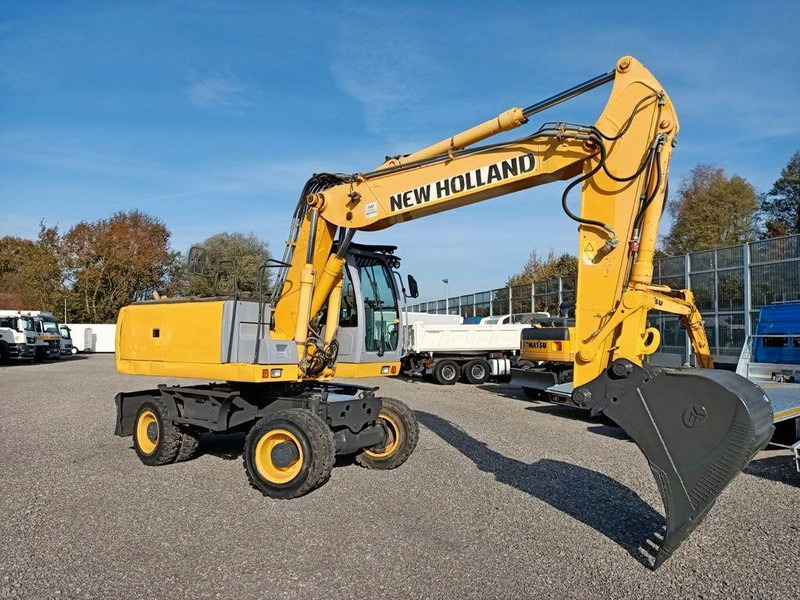 New Holland WE 190 - Колёсный экскаватор: фото 4 New Holland WE 190 - Колёсный экскаватор: фото 4