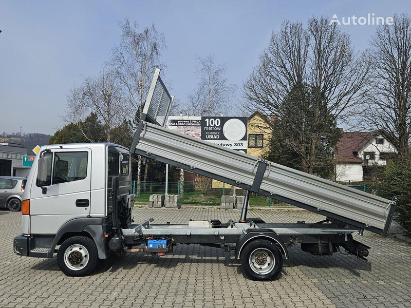 Nissan Atleon 35.110 3 way tipper - Малотоннажный самосвал: фото 3 Nissan Atleon 35.110 3 way tipper - Малотоннажный самосвал: фото 3