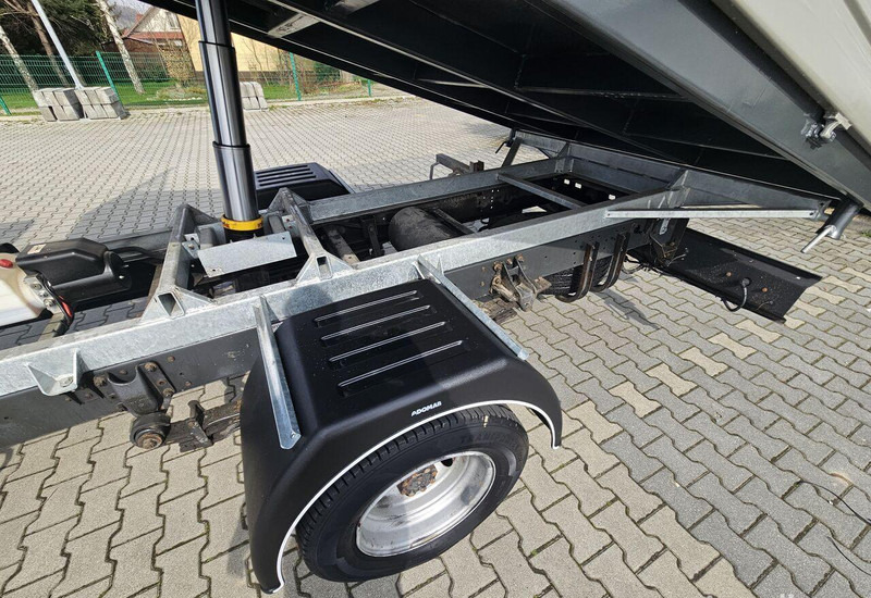 Малотоннажный самосвал Nissan Atleon 35.110 3 way tipper: фото 12 Малотоннажный самосвал Nissan Atleon 35.110 3 way tipper: фото 12