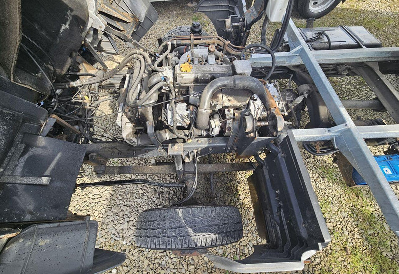 Малотоннажный самосвал Nissan Atleon 35.110 3 way tipper: фото 17 Малотоннажный самосвал Nissan Atleon 35.110 3 way tipper: фото 17