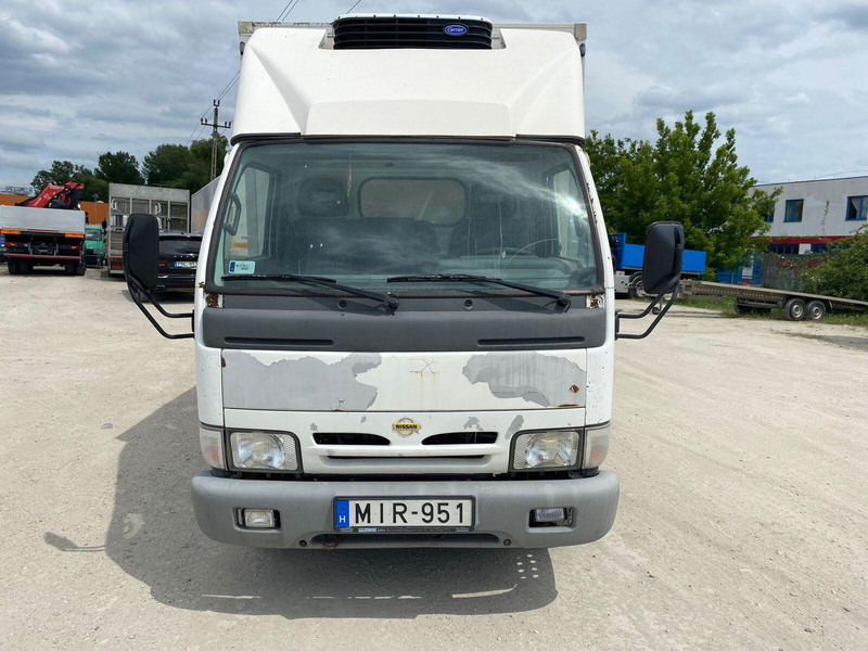 Nissan Cabstar 3,0 tdi Frigo + meat hook - 3,5t - Малотоннажный рефрижератор: фото 2 Nissan Cabstar 3,0 tdi Frigo + meat hook - 3,5t - Малотоннажный рефрижератор: фото 2