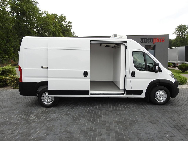 Малотоннажный рефрижератор Opel MOVANO FURGON CHŁODNIA  0*C FUNKCJA GRZANIA KLIMATYZACJA  140KM: фото 8 Малотоннажный рефрижератор Opel MOVANO FURGON CHŁODNIA  0*C FUNKCJA GRZANIA KLIMATYZACJA  140KM: фото 8