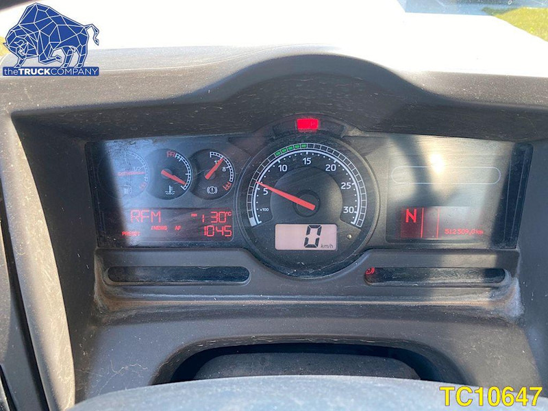 Грузовик-цистерна для транспортировки топлива Renault Premium 380: фото 9