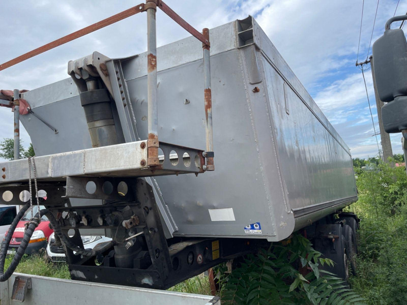 Schmitz Cargobull SKO-24 kipper - Самосвальный полуприцеп: фото 5 Schmitz Cargobull SKO-24 kipper - Самосвальный полуприцеп: фото 5