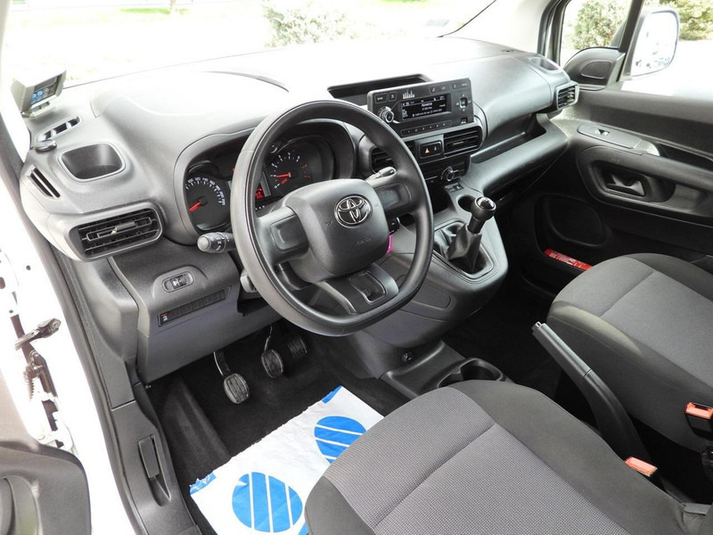 Toyota PROACE CITY FURGON CHŁODNIA -15*C ZASILANIE 230V TEMPOMAT KLIM - Малотоннажный рефрижератор: фото 2 Toyota PROACE CITY FURGON CHŁODNIA -15*C ZASILANIE 230V TEMPOMAT KLIM - Малотоннажный рефрижератор: фото 2