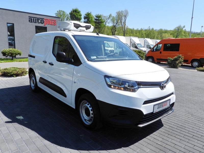 Toyota PROACE CITY FURGON CHŁODNIA -15*C ZASILANIE 230V TEMPOMAT KLIM - Малотоннажный рефрижератор: фото 4 Toyota PROACE CITY FURGON CHŁODNIA -15*C ZASILANIE 230V TEMPOMAT KLIM - Малотоннажный рефрижератор: фото 4
