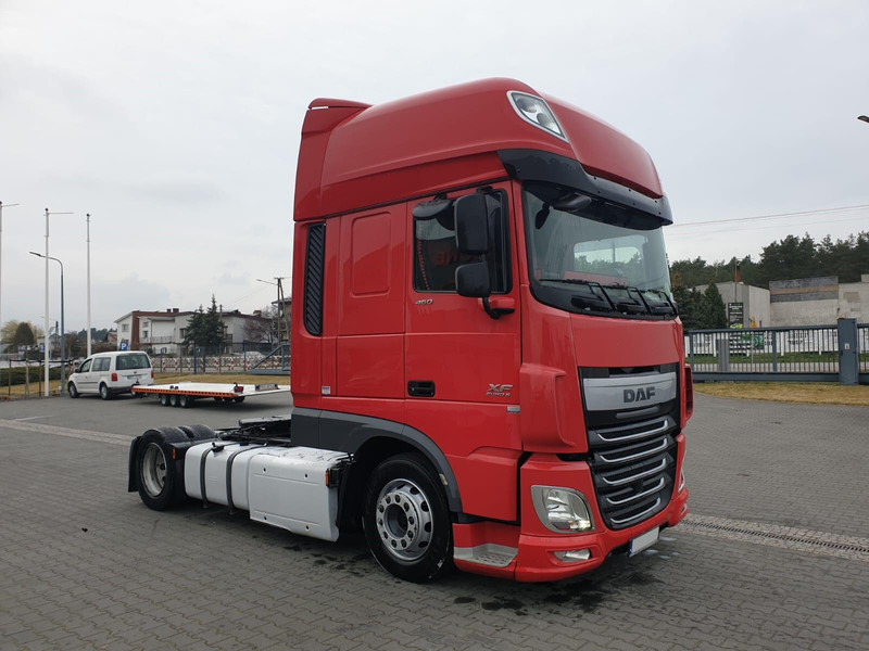 DAF XF 106 460 EURO 6 SSC LOW DECK - Тягач: фото 5 DAF XF 106 460 EURO 6 SSC LOW DECK - Тягач: фото 5